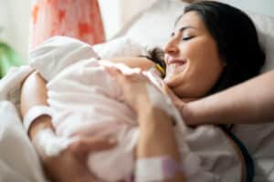 ostetrica a casa parto e allattamento